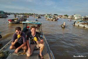 Cần Thơ (floating market)